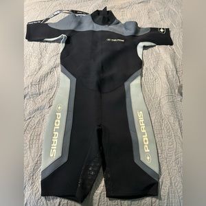 Polaris Pure Wetsuit Men’s  Shorty Medium New